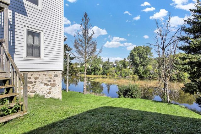 414 River DRIVE, West Bend, WI 53090