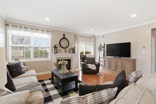 23 Little Leaf Lane, Howell, NJ 07731