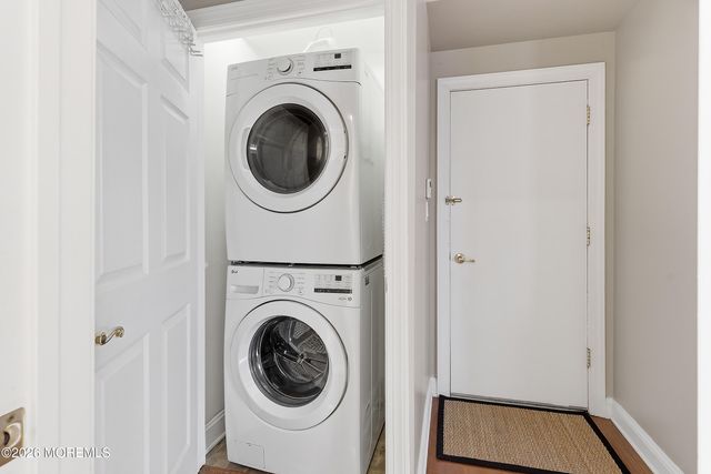 23 Little Leaf Lane, Howell, NJ 07731