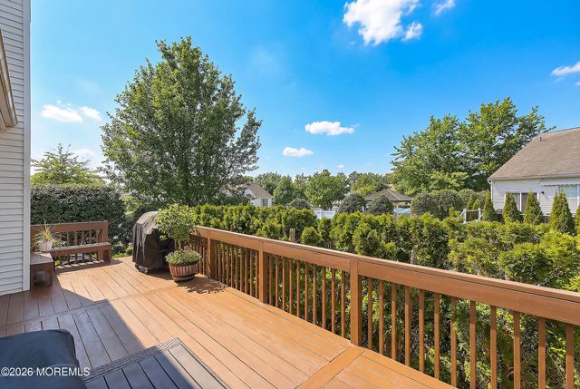 23 Little Leaf Lane, Howell, NJ 07731