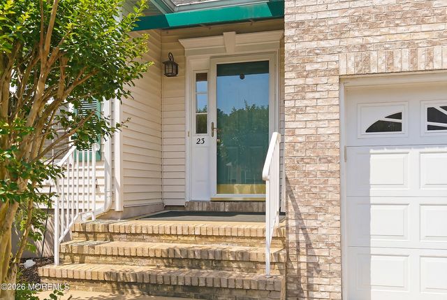 23 Little Leaf Lane, Howell, NJ 07731
