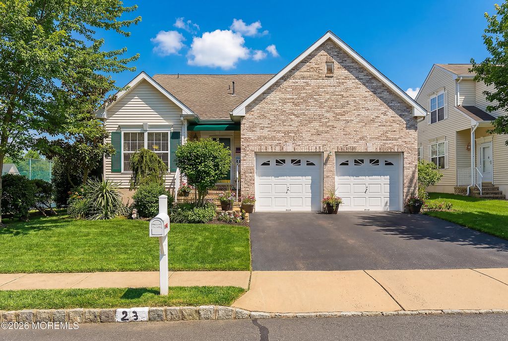 23 Little Leaf Lane, Howell, NJ 07731