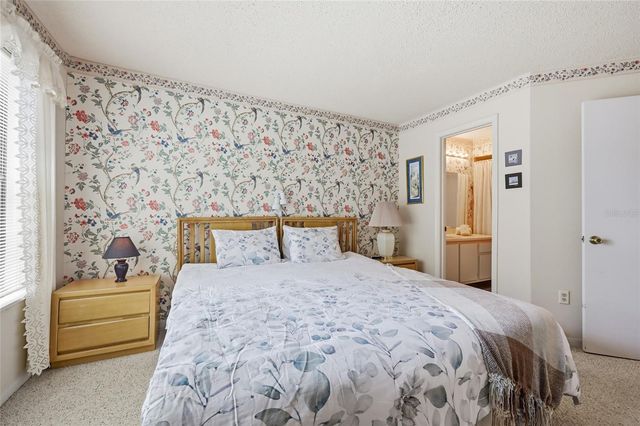 3732 SOUTHPOINTE DRIVE U2, Orlando, FL 32822