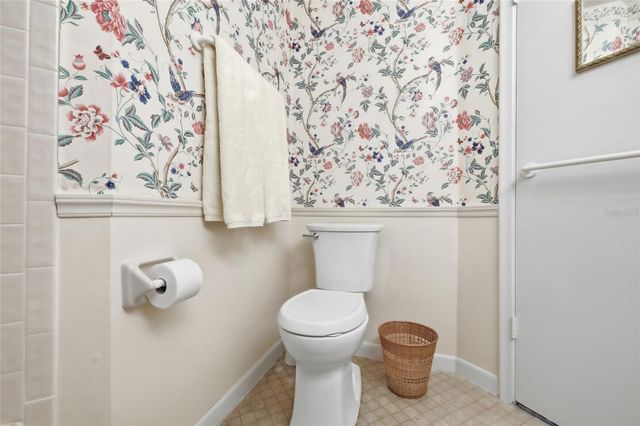 3732 SOUTHPOINTE DRIVE U2, Orlando, FL 32822