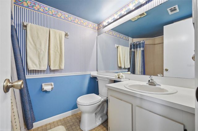 3732 SOUTHPOINTE DRIVE U2, Orlando, FL 32822