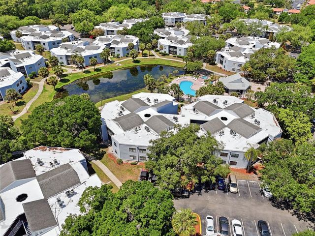 3732 SOUTHPOINTE DRIVE U2, Orlando, FL 32822