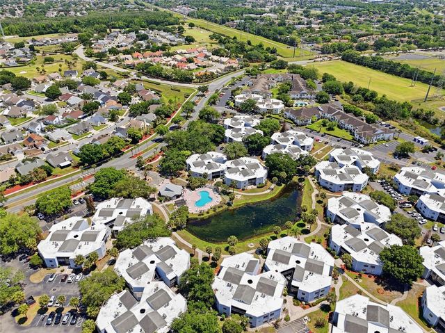 3732 SOUTHPOINTE DRIVE U2, Orlando, FL 32822