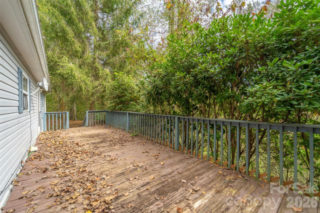 197 Savannah Meadows Trail, Sylva, NC 28779