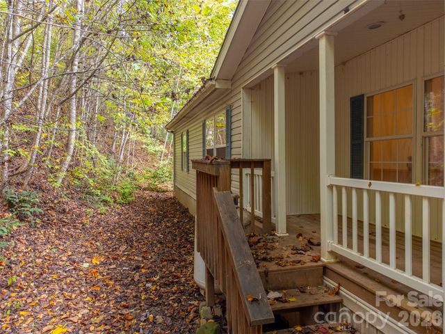 197 Savannah Meadows Trail, Sylva, NC 28779