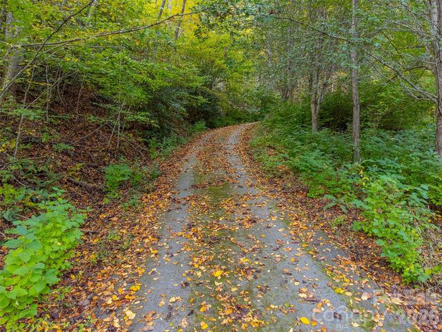 197 Savannah Meadows Trail, Sylva, NC 28779