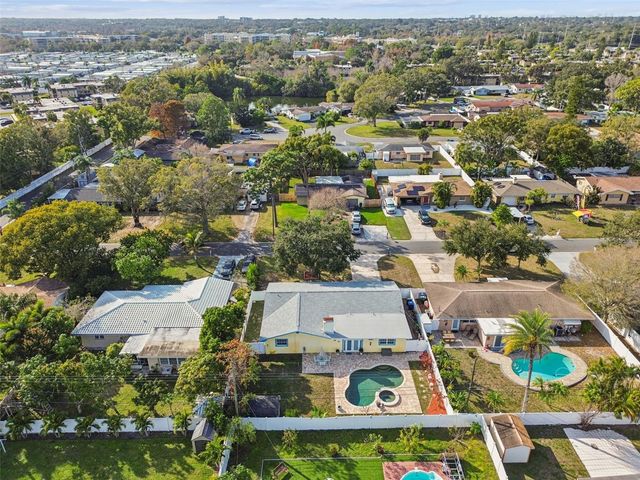 461 DEVILLE DRIVE E, Largo, FL 33771