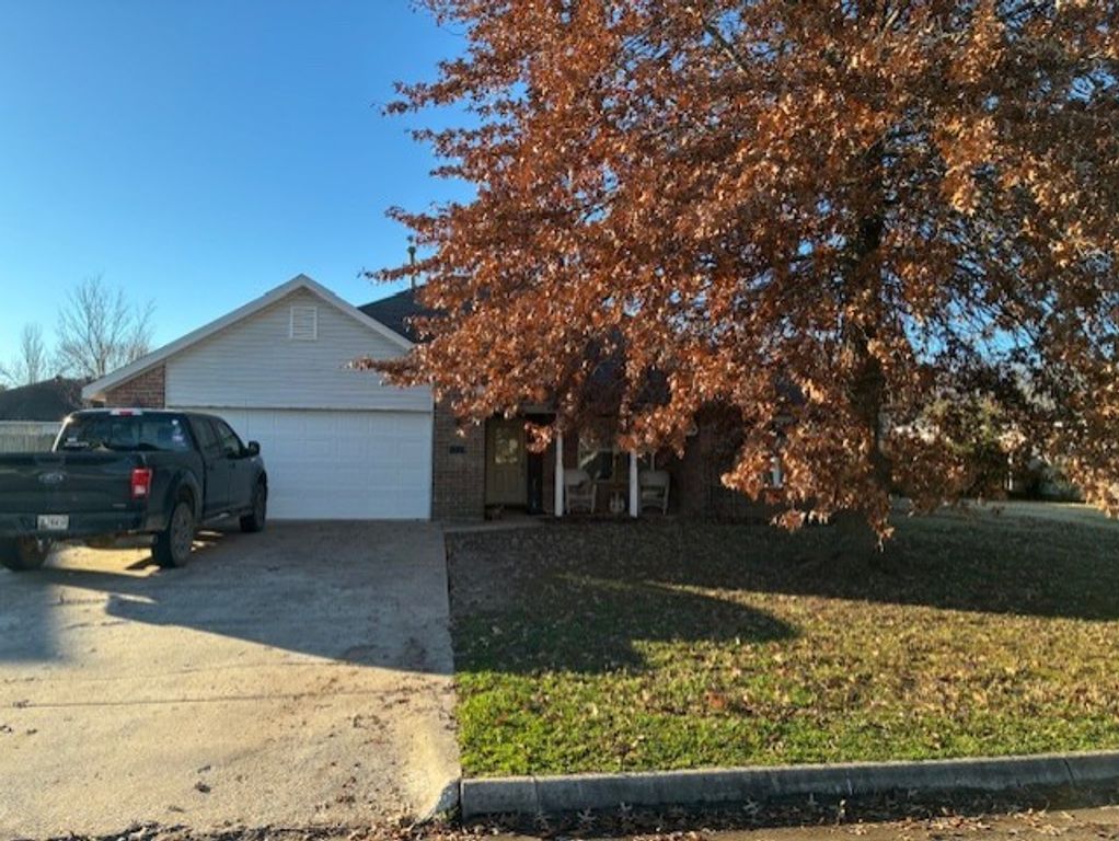 1277 Fox Trail Drive, Elkins, AR 72727