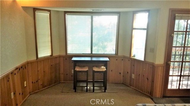 959 Coulter Pine, Crestline, CA 92325