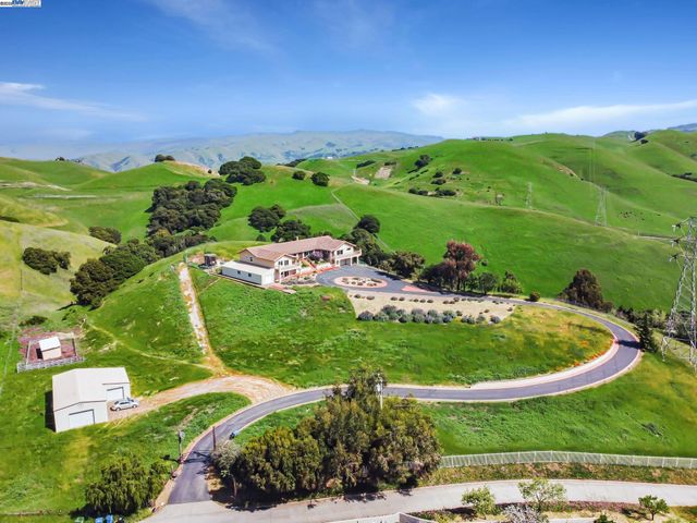 41794 Vargas Rd, Fremont, CA 94539