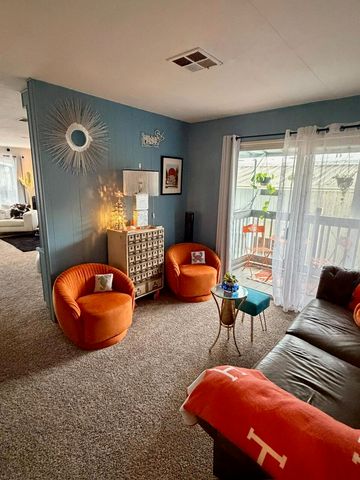 80 Huntington Street 616, Huntington Beach, CA 92648