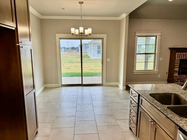 912 Hickory Meadows Avenue, Tontitown, AR 72762