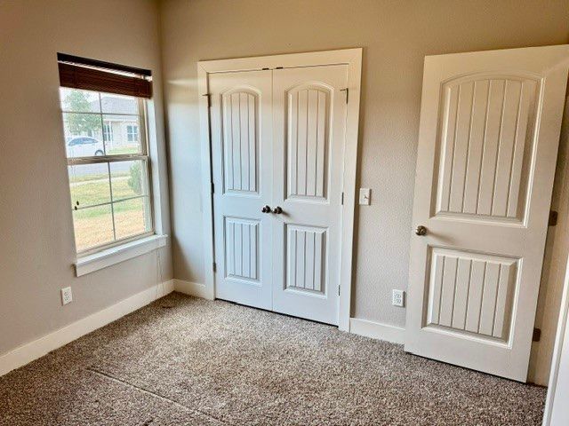 912 Hickory Meadows Avenue, Tontitown, AR 72762