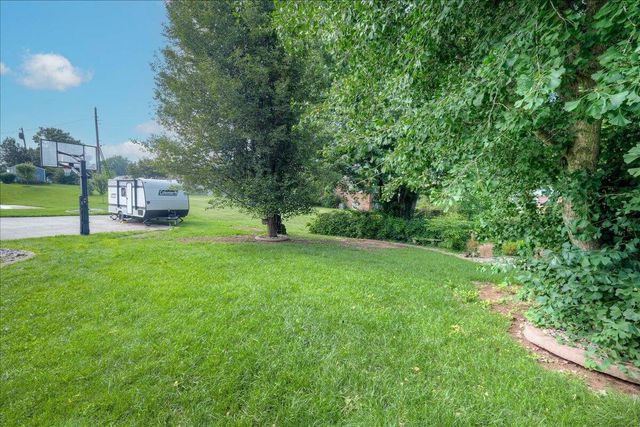 102 Dogwood Drive, Lancaster, KY 40444