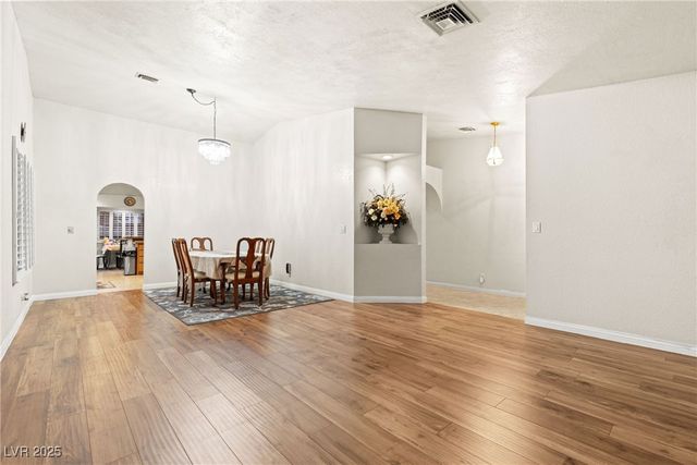 7530 Demona Drive, Las Vegas, NV 89123