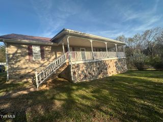 384 Bridgefield Way, Newport, TN 37821