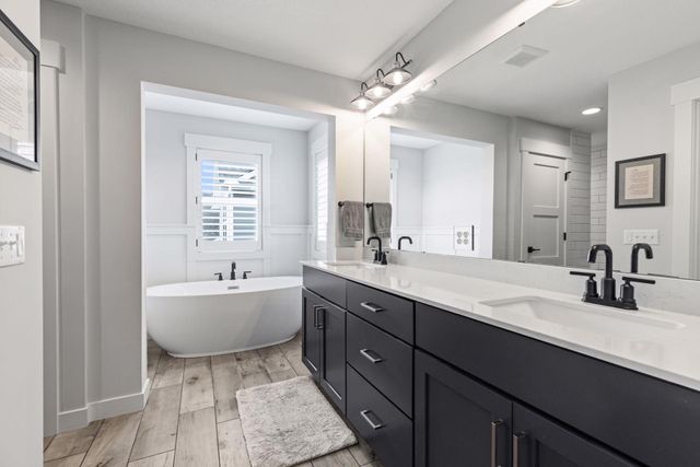 4867 Sonoma Court, Woodbury, MN 55129