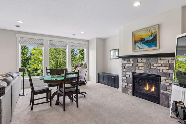 4867 Sonoma Court, Woodbury, MN 55129