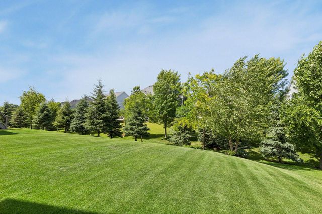 4867 Sonoma Court, Woodbury, MN 55129