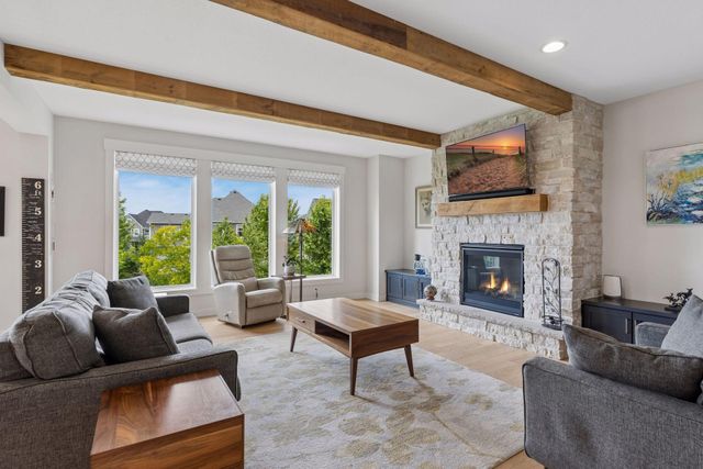 4867 Sonoma Court, Woodbury, MN 55129