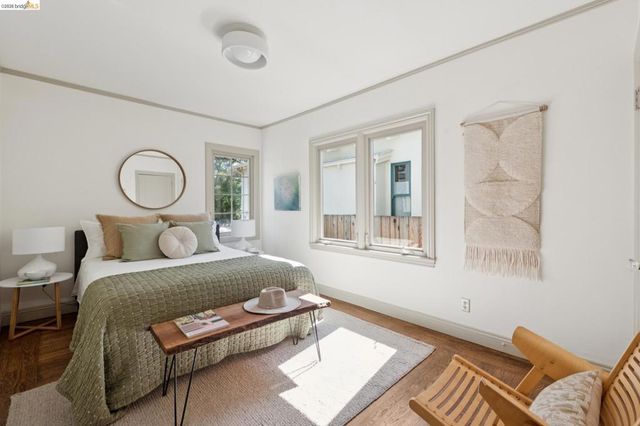 1229 Hopkins St, Berkeley, CA 94702