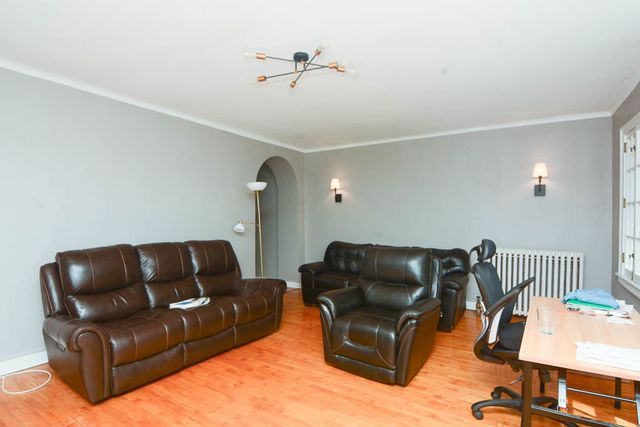 5516 N Kenmore Avenue 401, Chicago, IL 60640