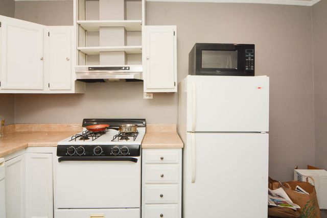 5516 N Kenmore Avenue 401, Chicago, IL 60640