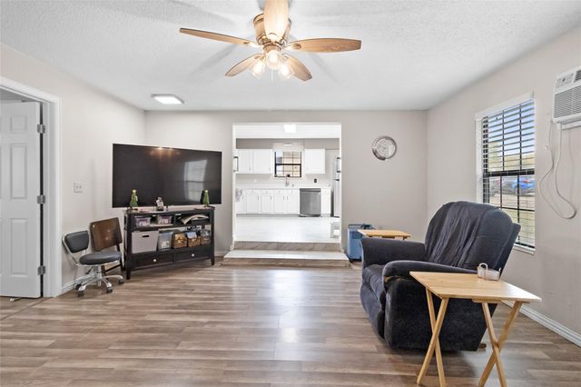 154 Possum Walk Loop, Huntsville, TX 77340