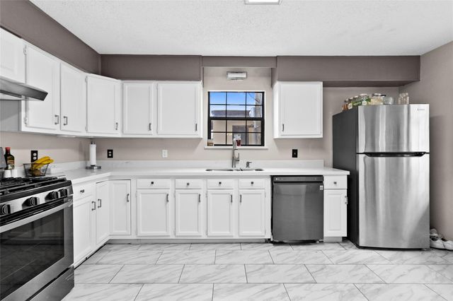 154 Possum Walk Loop, Huntsville, TX 77340