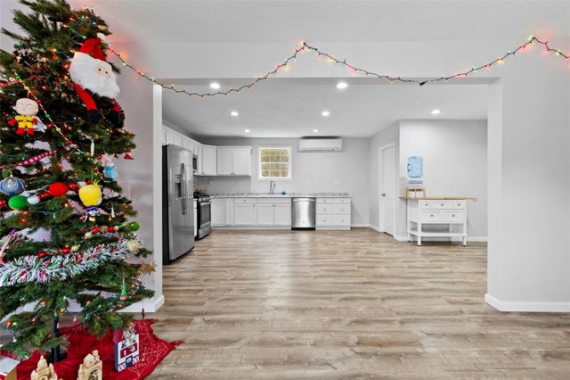 154 Possum Walk Loop, Huntsville, TX 77340