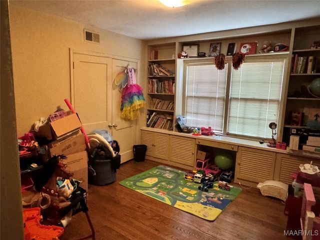 2652 FAIRMONT Road, Montgomery, AL 36111