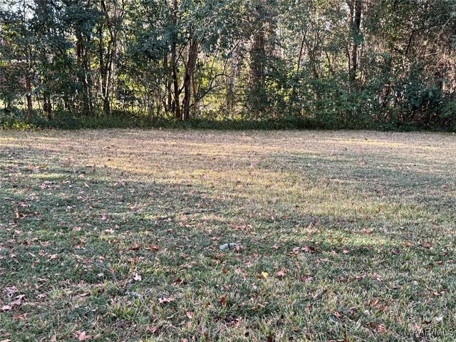 2652 FAIRMONT Road, Montgomery, AL 36111