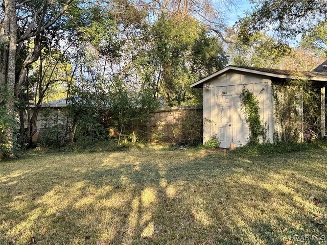 2652 FAIRMONT Road, Montgomery, AL 36111