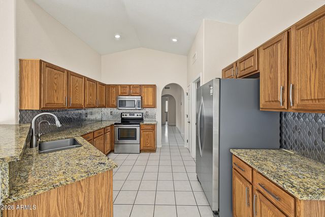 8386 N 107TH Drive, Peoria, AZ 85345