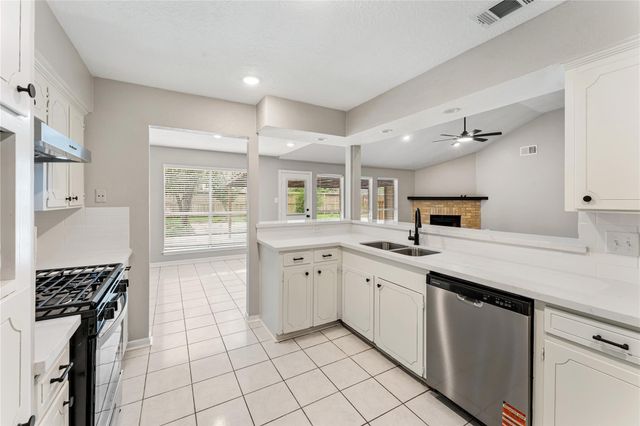 8219 Winding Meadow Court, Houston, TX 77040