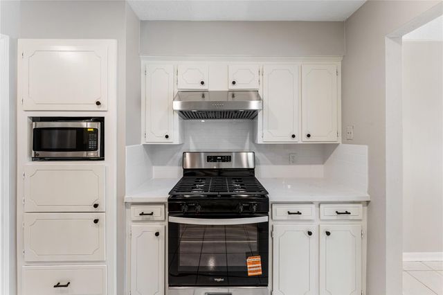 8219 Winding Meadow Court, Houston, TX 77040