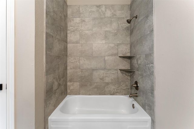 8219 Winding Meadow Court, Houston, TX 77040