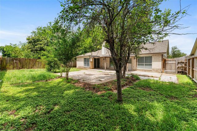 8219 Winding Meadow Court, Houston, TX 77040