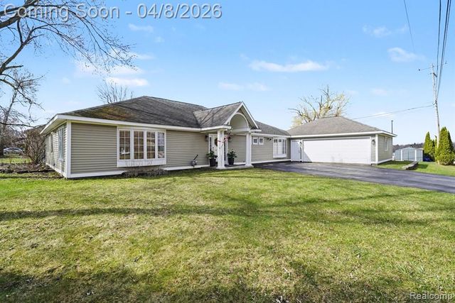 6399 Eastlawn Avenue, Clawson, MI 48346