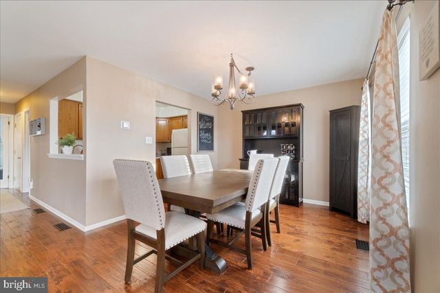 44 DEER RUN RD, Perkasie, PA 18944