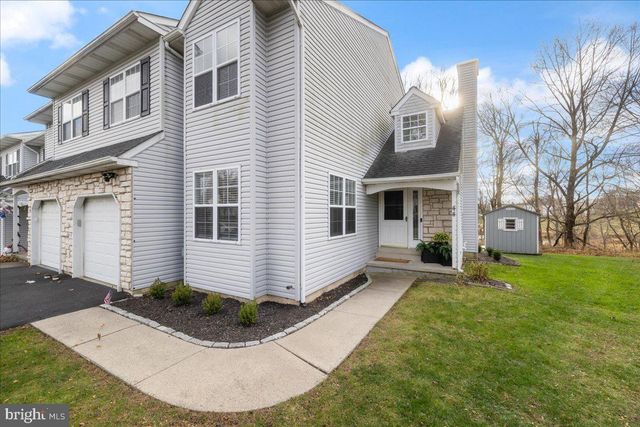 44 DEER RUN RD, Perkasie, PA 18944