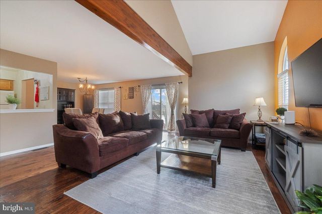 44 DEER RUN RD, Perkasie, PA 18944