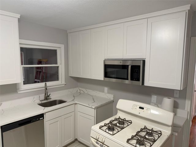 11306 Stallcup Drive, Dallas, TX 75228