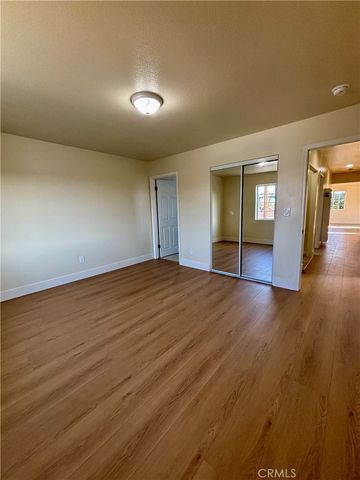 227 229 E 81st, Los Angeles, CA 90003