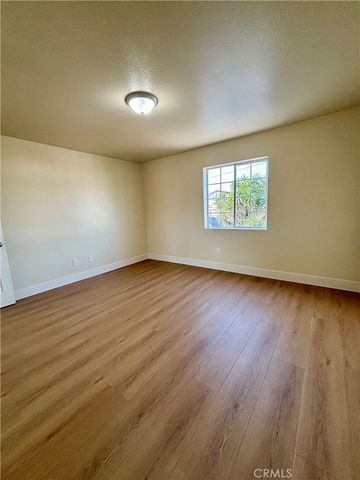 227 229 E 81st, Los Angeles, CA 90003