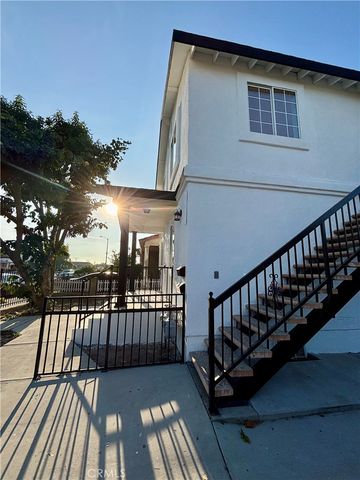 227 229 E 81st, Los Angeles, CA 90003